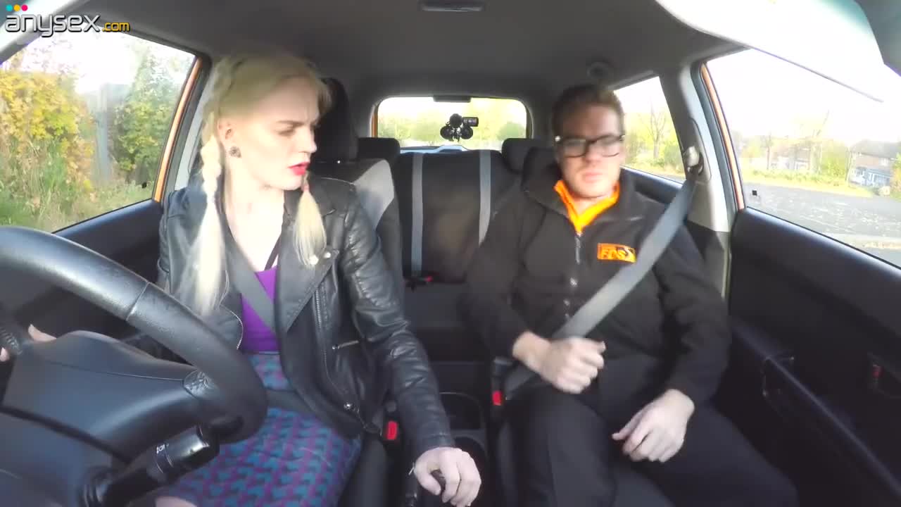 Fake Instructor Shows Pretty Rae Lil Black How to Drive His Dick Free Porn Videos | ePornAny.