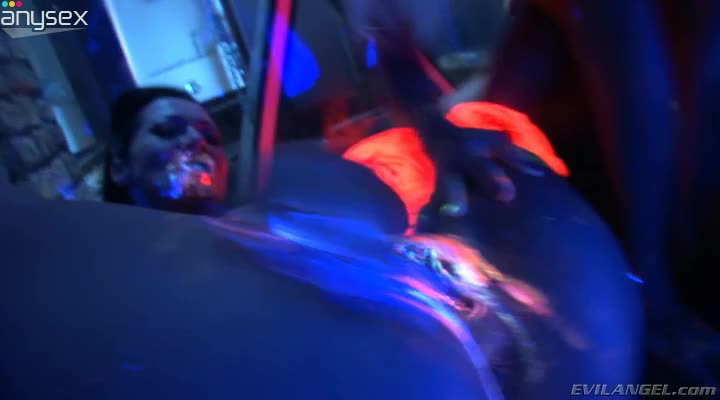 Ivana Sugar and Omar Galanti is having sex after neon party Free Porn Videos | ePornAny.