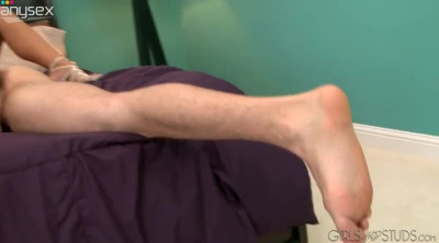 Hungry guy fucks his stacked light haired mommy in mish style hard