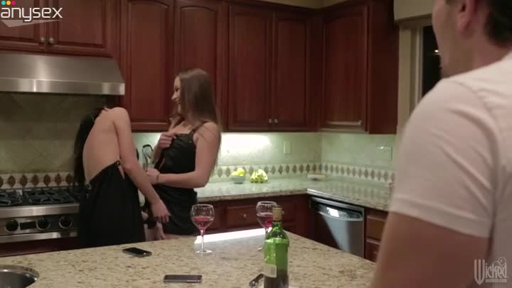 Lucky guy gets to fuck two extremey hot and horny babes Free Porn Videos | ePornAny.