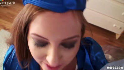 Super sexy Savannah gave a nice blowjob to her boyfriend