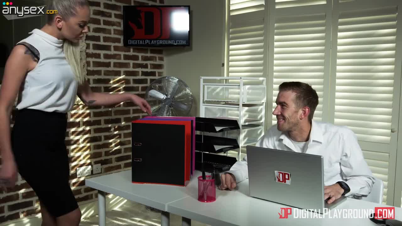 Fake tittied Russian babe Alessandra Jane stripping in the window Free Porn Videos | ePornAny.