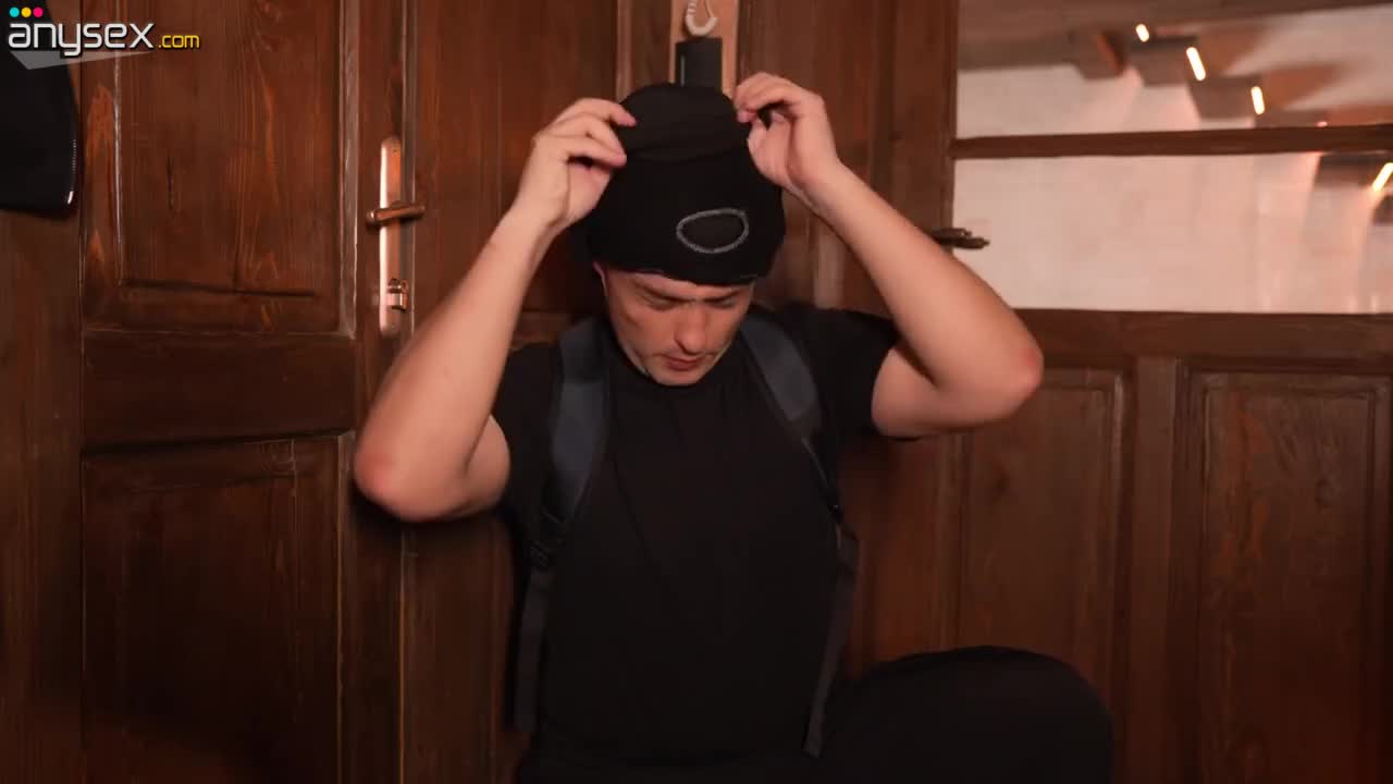 Too horny housewife Luna Roulette fucks robber who broke into her house Free Porn Videos | ePornAny.