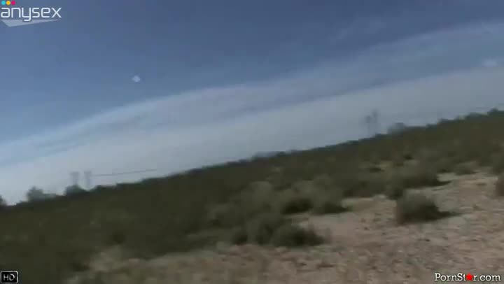 Juggy porn actress Brooke Haven is undressing in the mountains Free Porn Videos | ePornAny.