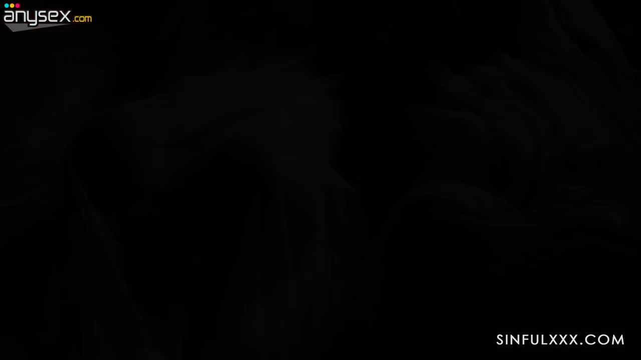 Tantalizing erotic video starring hot milf Florane Russell Free Porn Videos | ePornAny.