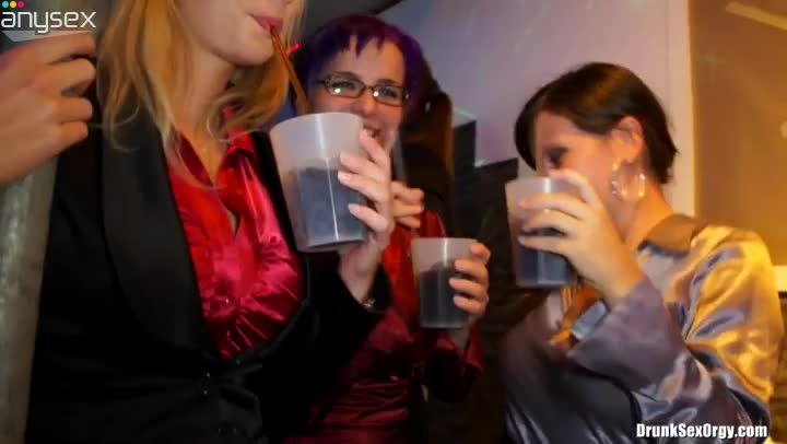 Slutty hoes are getting drunk at hardcore swinger party Free Porn Videos | ePornAny.