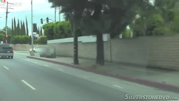 Teen asian girl shows her tempeting panties in the car Free Porn Videos | ePornAny.