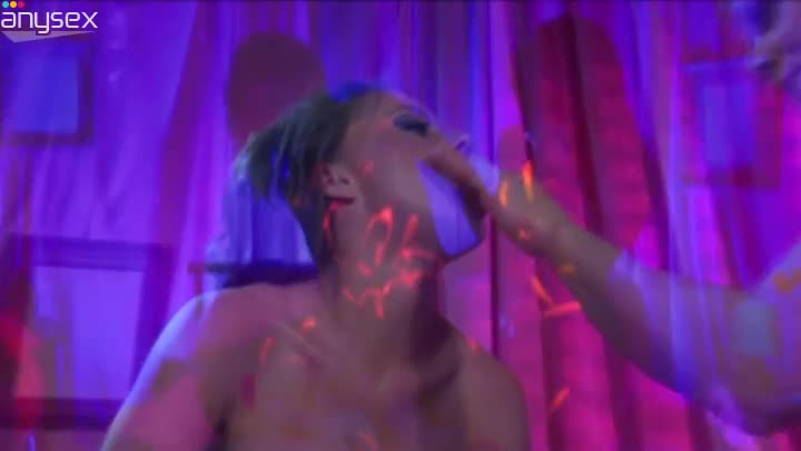 Neon threesome fuck with Rita Faltoyano and Penny Flame Free Porn Videos | ePornAny.