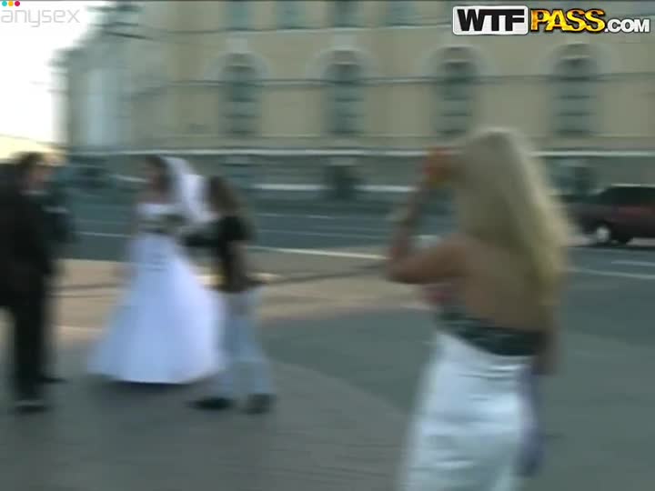 whorable blond ladies seduce dudes for a fuck in the car Free Porn Videos | ePornAny.