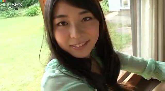 Sextractive Japanese girl Gekisha Bishoujo shows off her butt Free Porn Videos | ePornAny.