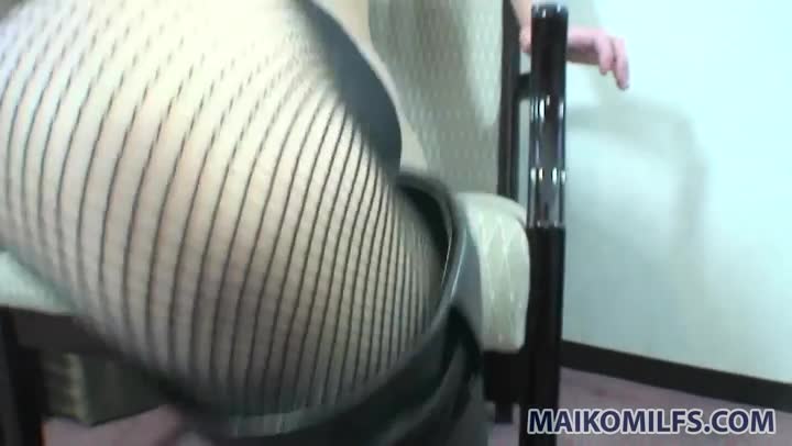 Aika Tono kneels down to suck tasty lollicock Free Porn Videos | ePornAny.