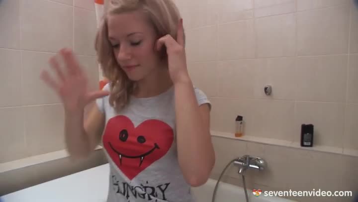 Teen Mimi plays with toy cock in the toilet tab Free Porn Videos | ePornAny.