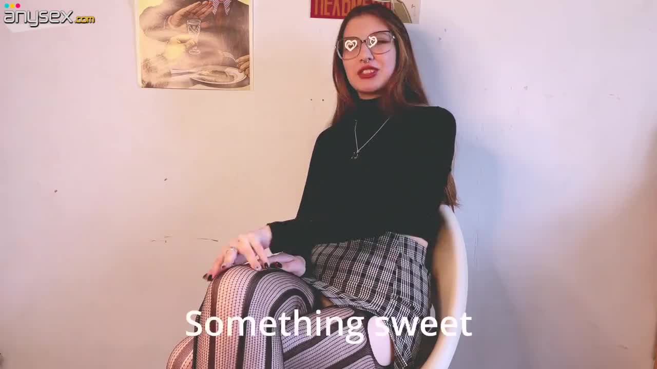 Nerdy Russian bitch skilfully sucks cock at casting Free Porn Videos | ePornAny.