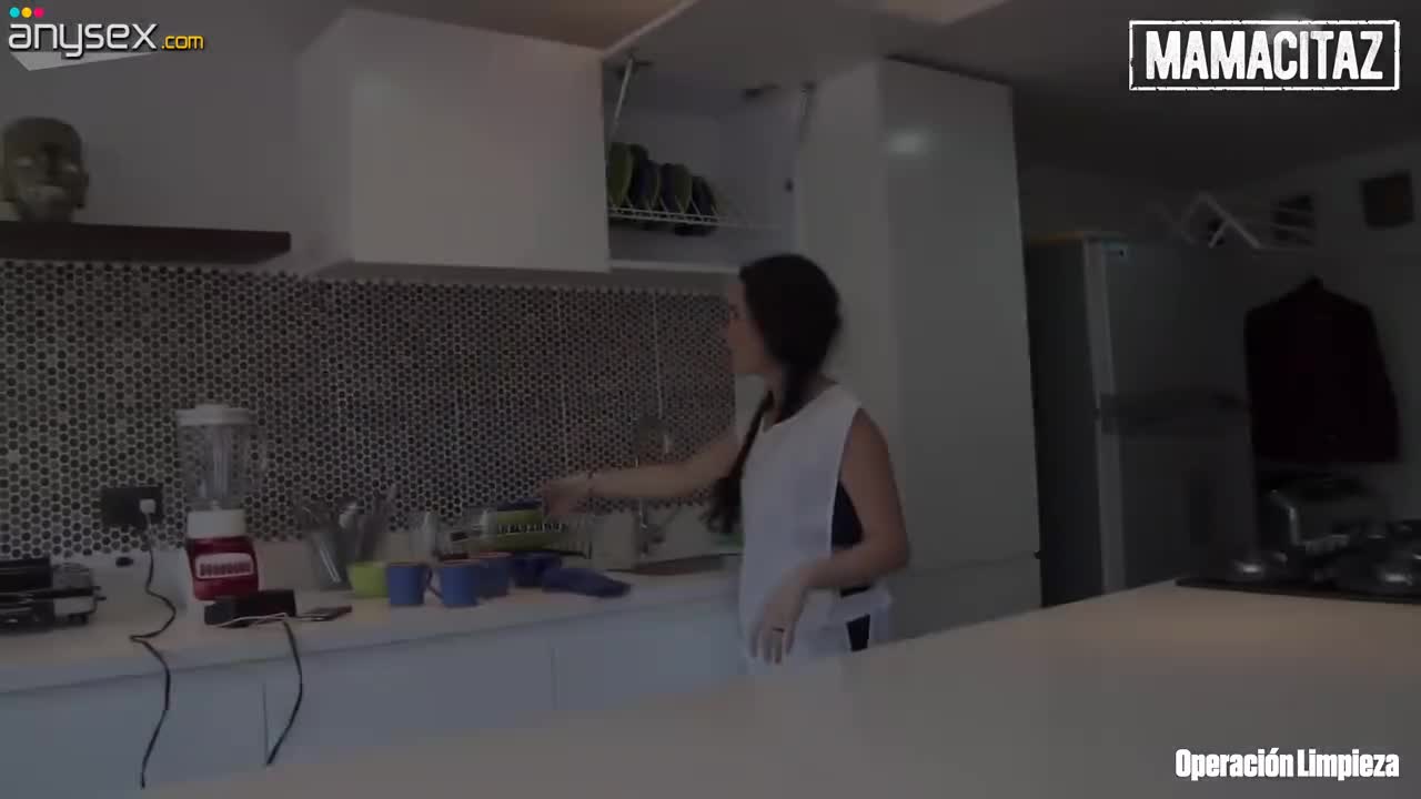Booty Latina Luna Ruiz can clean not only a house but also dick with her sweet mouth Free Porn Videos | ePornAny.