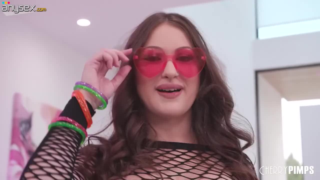 Chubby Bella Blu ass fucked with BBC - Cherry Pimps Free Porn Videos | ePornAny.
