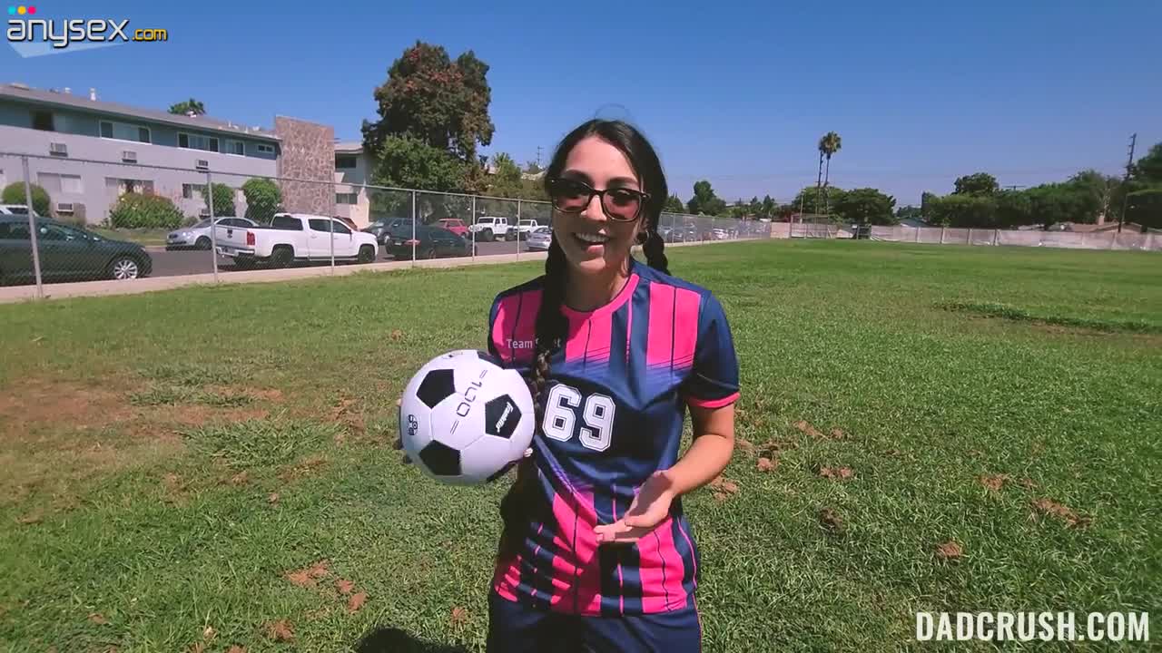 Nerdy sports gal Madison Wilde is her to pitch her pussy for an attack Free Porn Videos | ePornAny.
