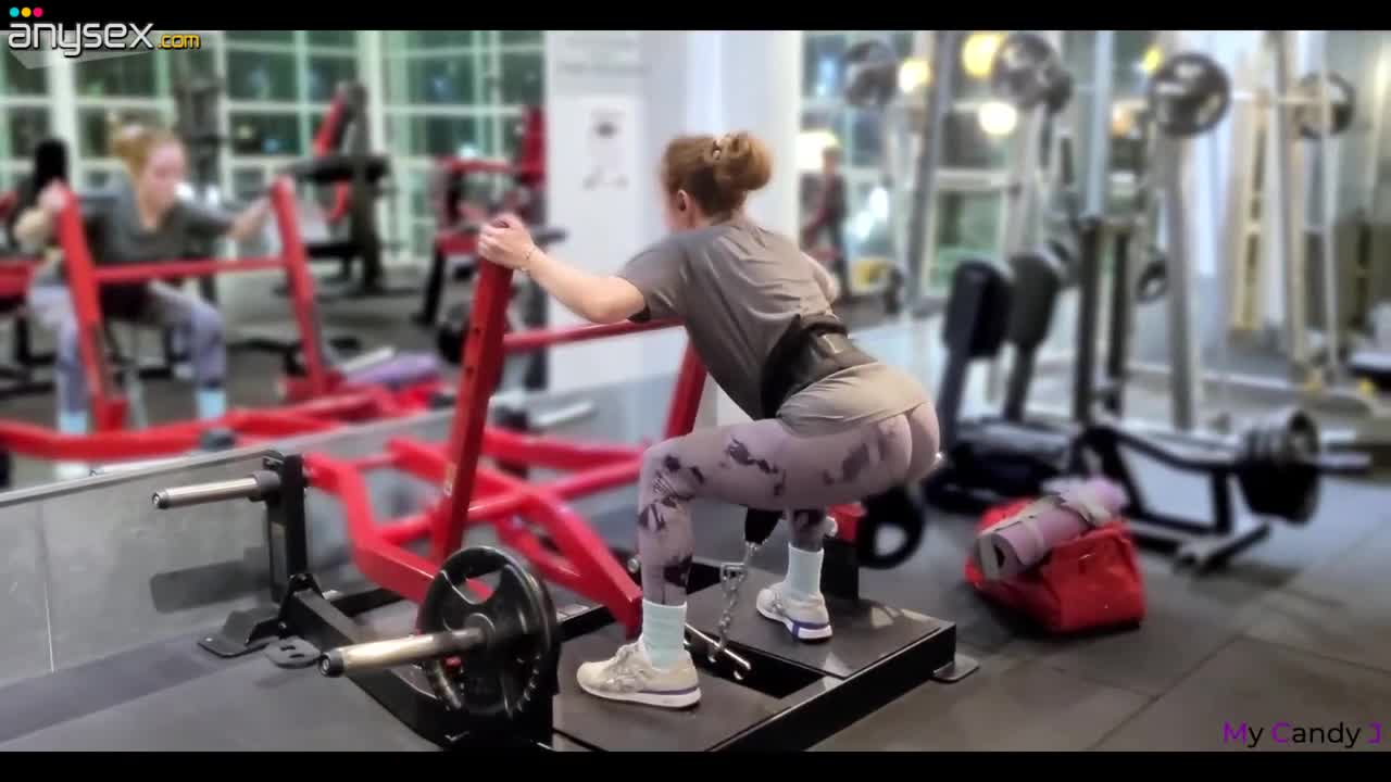 Sexy Bubble-booty Hottie Likes To Ride Her BF's Cock After an Intense Workout In the Gym Free Porn Videos | ePornAny.