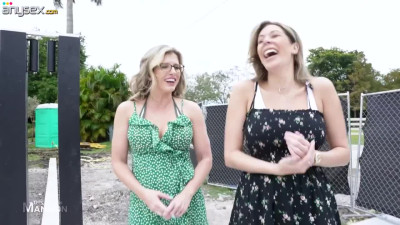 The apartment show ended with passionate lesbian sex