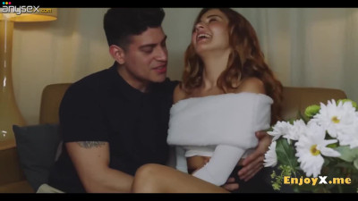 Juicy slut with small tits gets fucked hard after a date in her sweet pussy