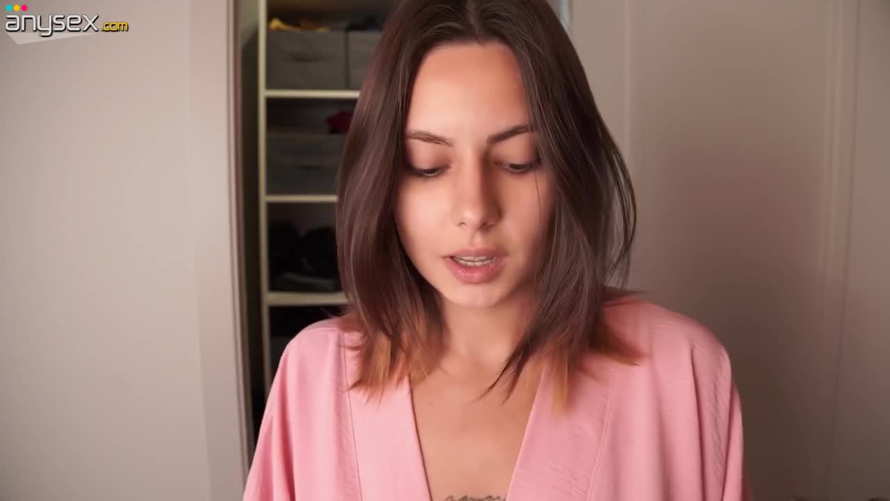Beautiful Russian plays with her hole during lingerie haul - Solo Free Porn Videos | ePornAny.
