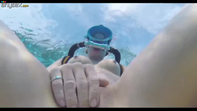 Hot Slim Buxom Scuba Diver Blows Her BF's Dick Underwater after Trying It With Her Tight Asshole