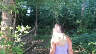 This couple always love to hit it raw in the nature