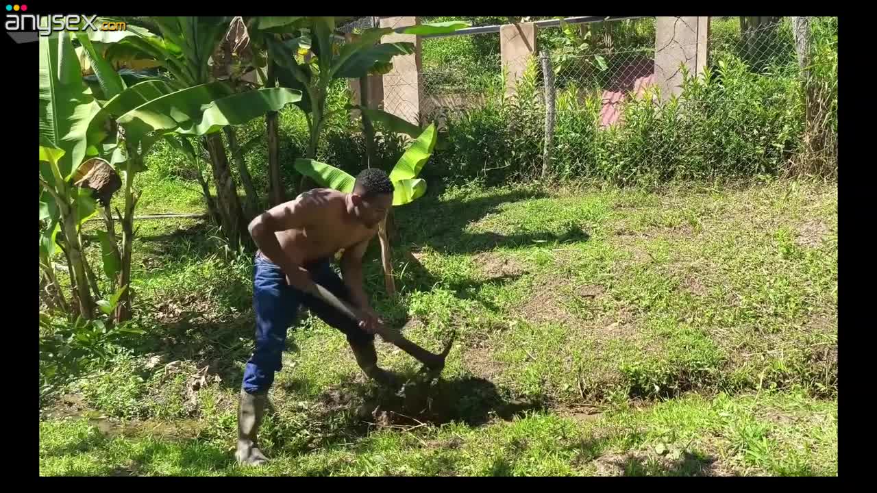 Big booty Latina gets roughly fucked by his huge BBC outdoors Free Porn Videos | ePornAny.