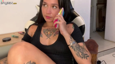 Lonely Wife Rekindles Heat With an Old Friend