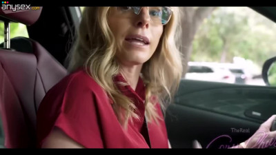 Stepmom's latest vacation tease lands her in some seriously hot water