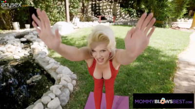 Busty Blonde Yoga Student Squirts After Deep Blowjob Outdoors
