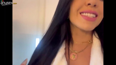 Delivery Guy Fucks Horny Brazilian Slut Hardcore