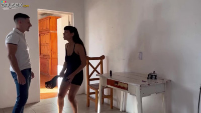 Horny latina stepcousin craves immediate sex action and gets jizzed