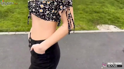 Cute Slim Blonde Teen Chloe Carter Reveals Her Great Fucking Talents In Hot Outdoor & Indoor Scenes