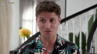 Sultry blonde baddie gets spit-roasted by a pair of buff lads