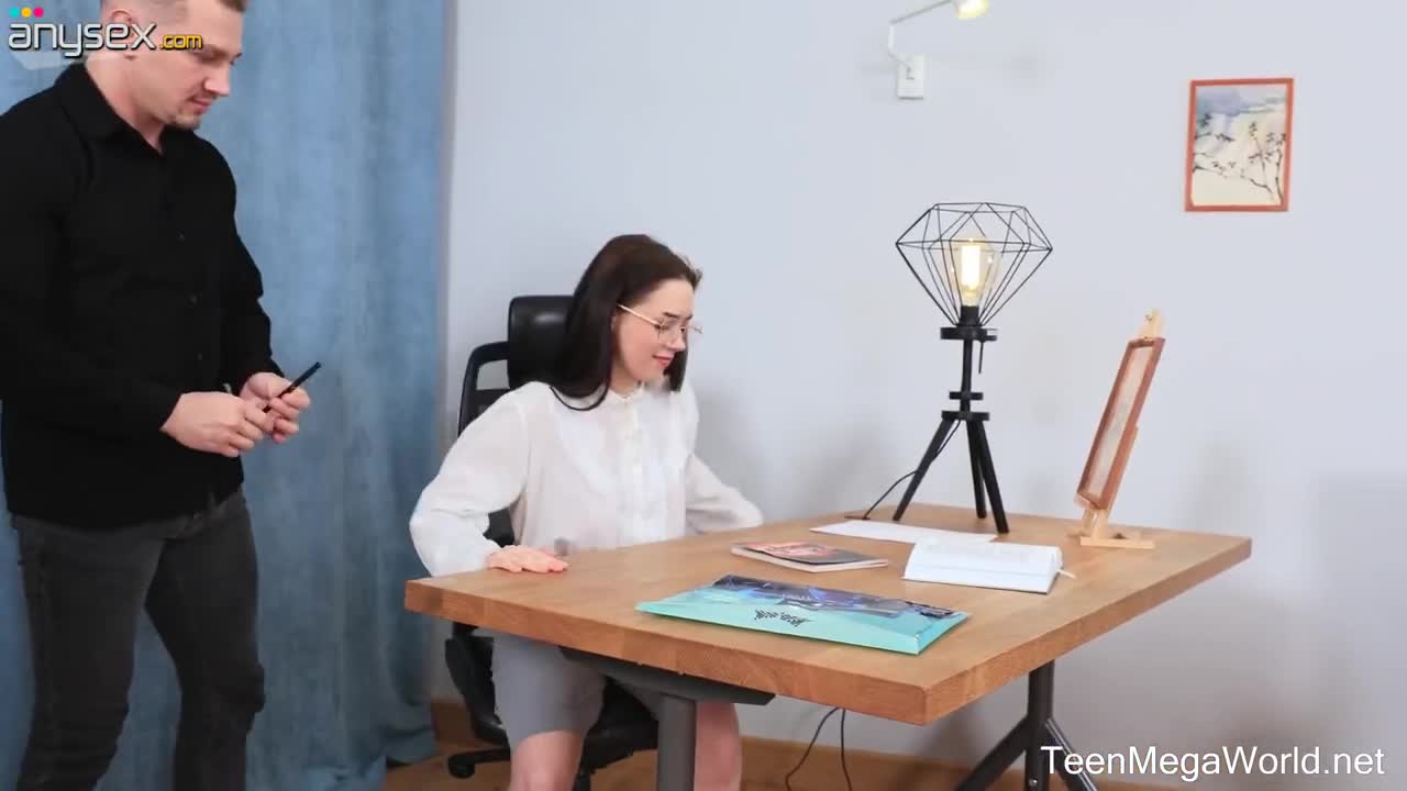 Gorgeous young brunette with a fantastic body gets nailed with passion by a muscular guy Free Porn Videos | ePornAny.