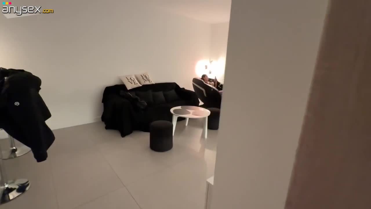 Hot milf masturbates in a massage chair and then gives her boyfriend a deep blowjob that leads to a facial cumshot Free Porn Videos | ePornAny.