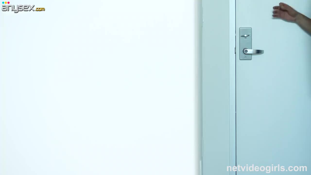 Slim Latina Spreads Shaved Pussy Wide for Calendar Casting Fuck Free Porn Videos | ePornAny.