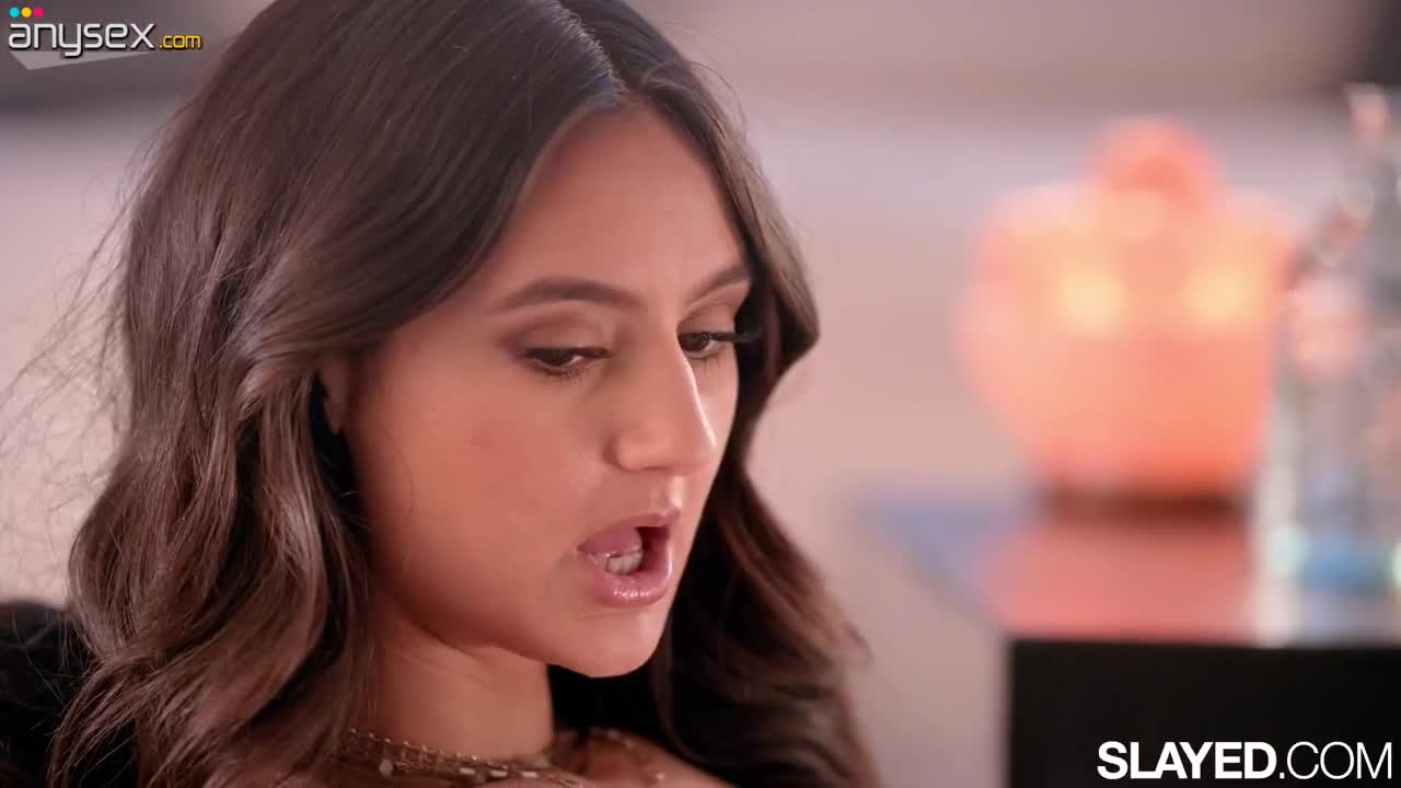 Peachy Delight: Eliza Ibarra and Natalia Nix Discover Bedtime Joy Free Porn Videos | ePornAny.