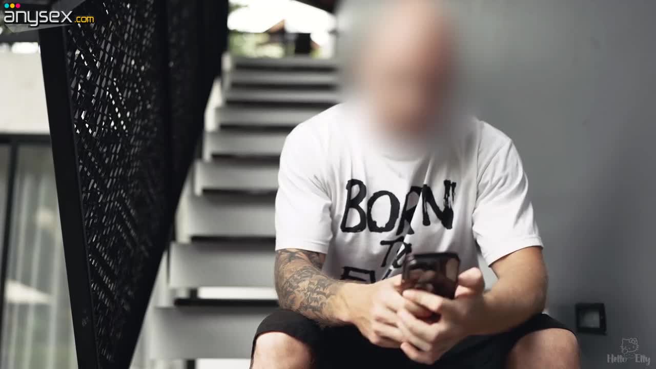 Curvy stepmom can't leave her stepson without a comfy pussy Free Porn Videos | ePornAny.