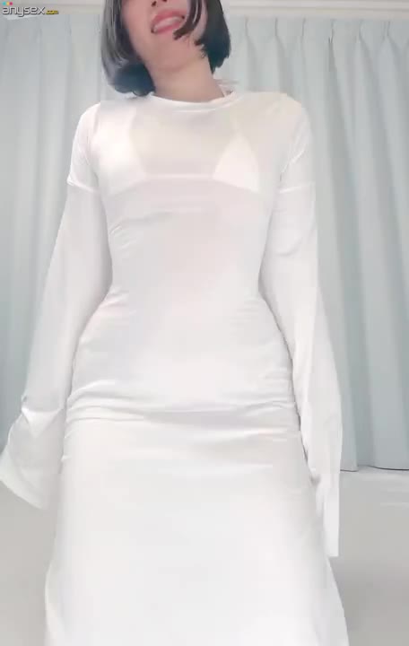 Busty girl with huge ass shows off her body to her webcam viewers Free Porn Videos | ePornAny.