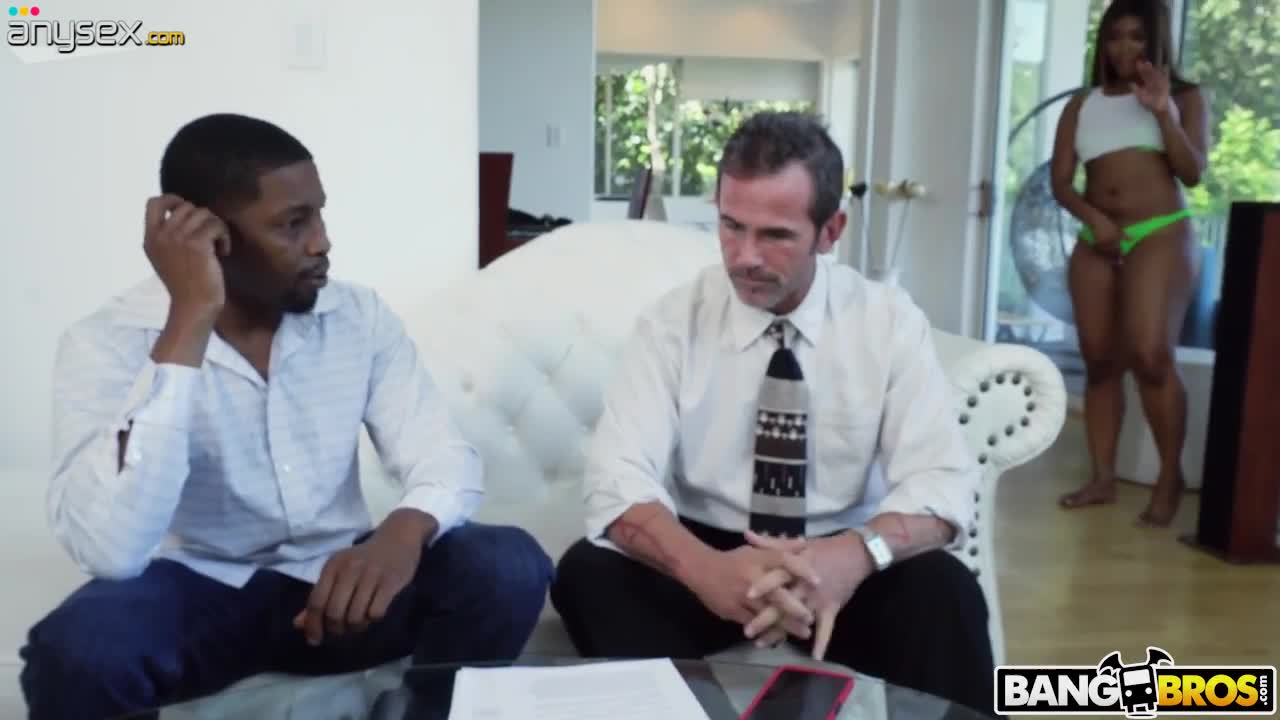 Big bottomed ebony chick Chanell Heart has an affair with hot blooded black guy Free Porn Videos | ePornAny.