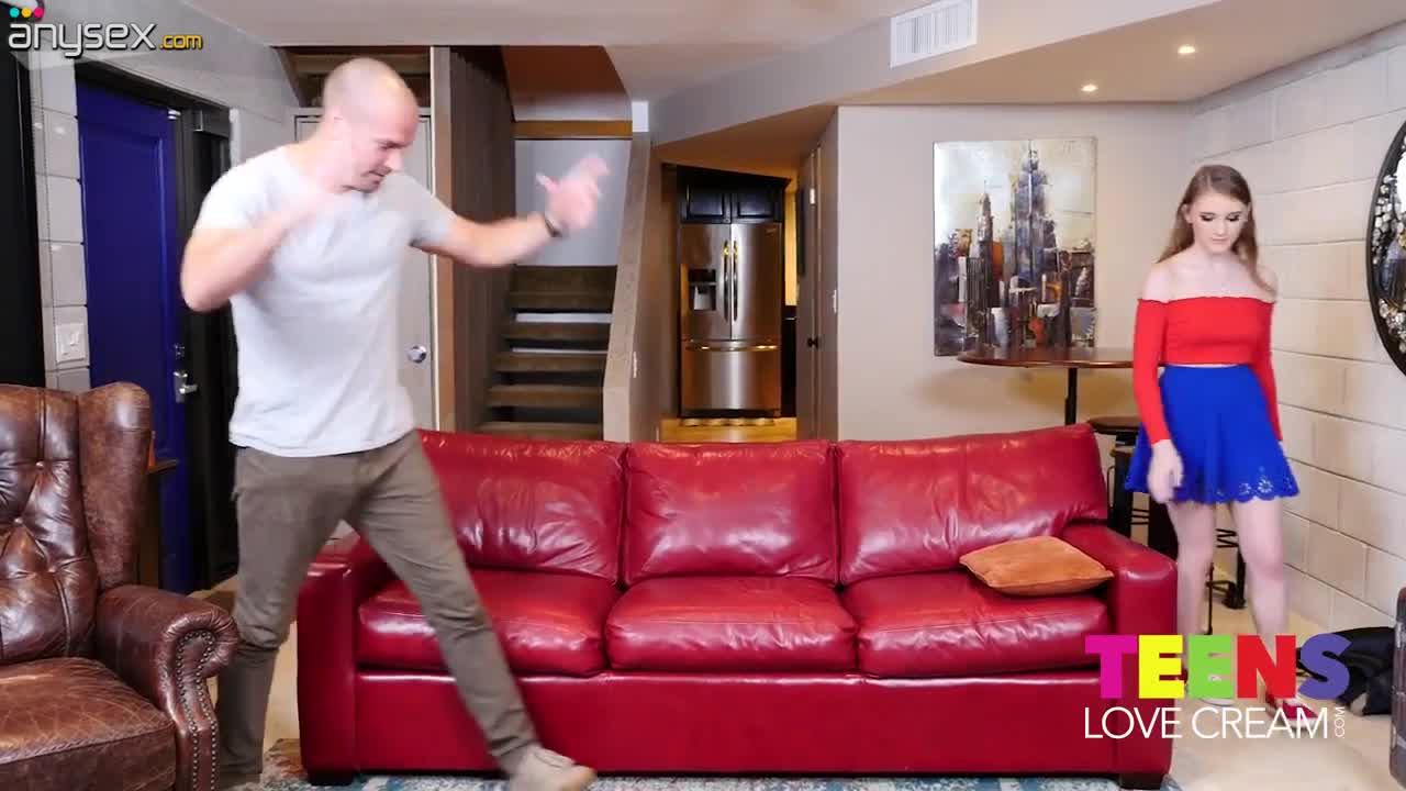 Cute teen Melody Marks tries to cope with massive aggressive penis of Sean Lawless Free Porn Videos | ePornAny.