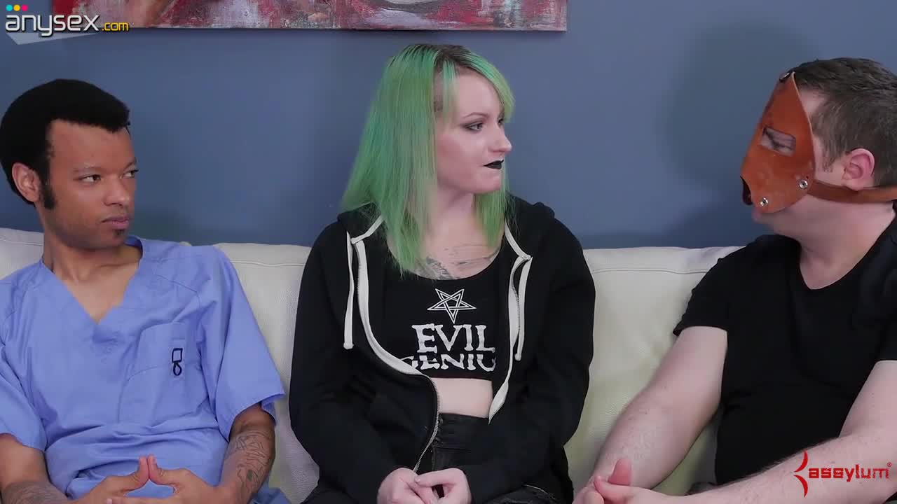 Risky and kinky chick with greed hair gets her mouth and anus rammed hard Free Porn Videos | ePornAny.