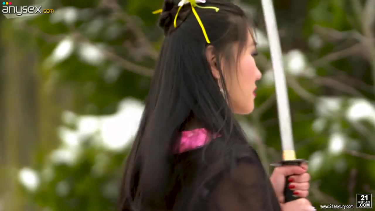 Awesome Asian seductress Katana gets intimate with her neighbor Free Porn Videos | ePornAny.