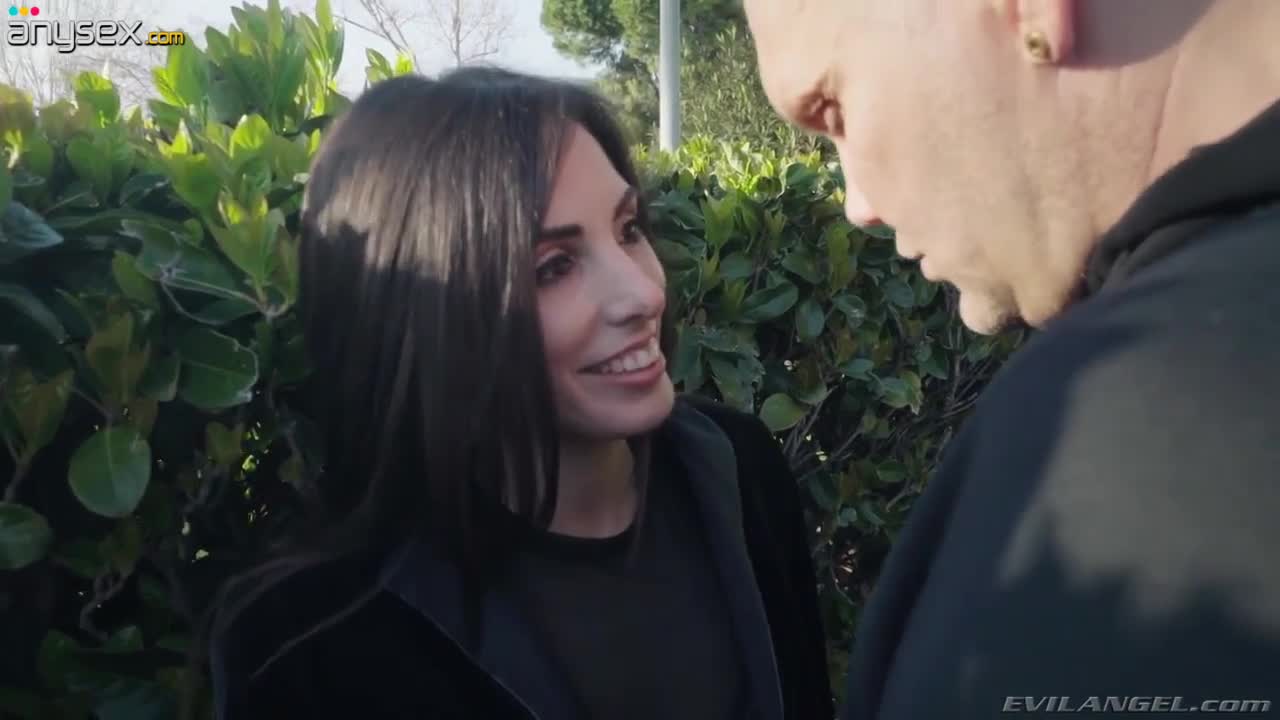 Kinky jerk fucks Spanish chick Linda del Sol in the garden and indoor Free Porn Videos | ePornAny.