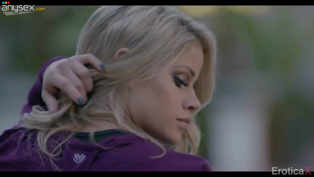 Adorable seductress Jessa Rhodes does exercises and gets laid Free Porn Videos | ePornAny.